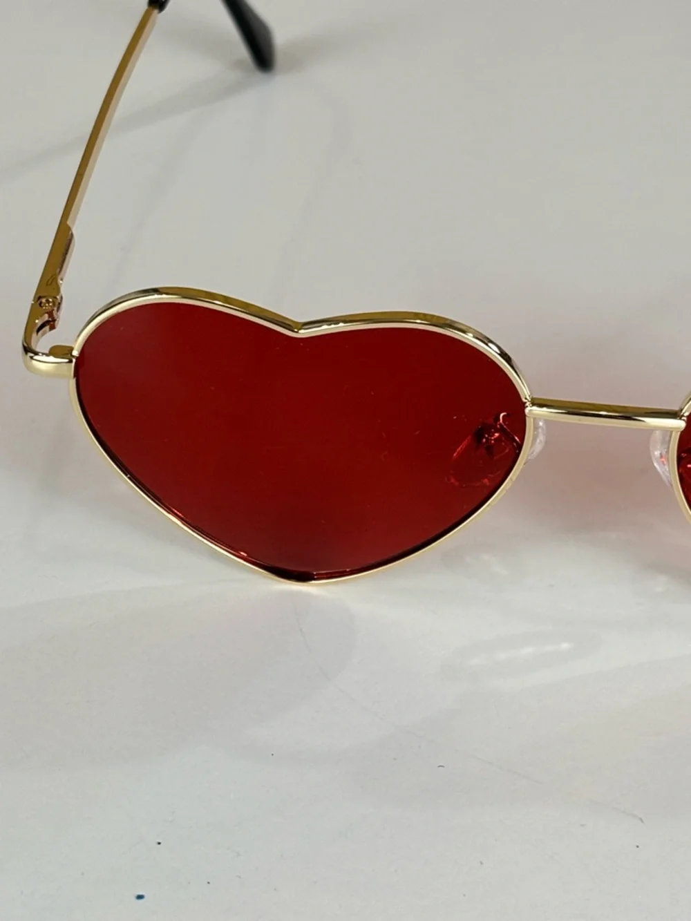 Women’s Boho hippie Gold Frame translucent Red Heart-Shaped Sunglasses - Picture 8 of 11
